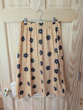 Nuggles Women's L All-Sport Skirt - Mustard Floral - Built In Leggings